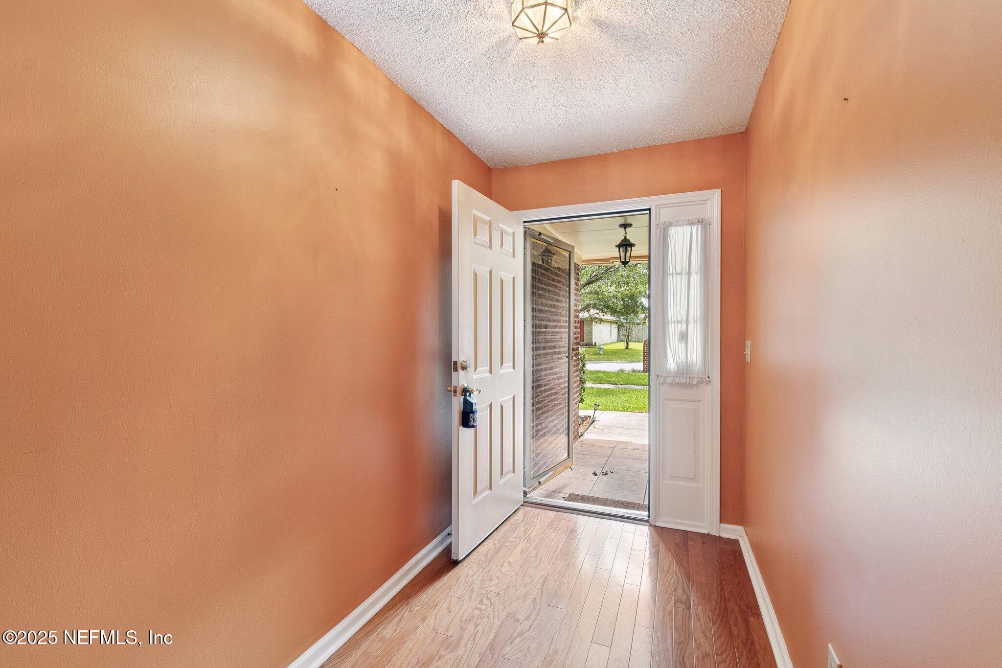 2472 MOON HARBOR Way