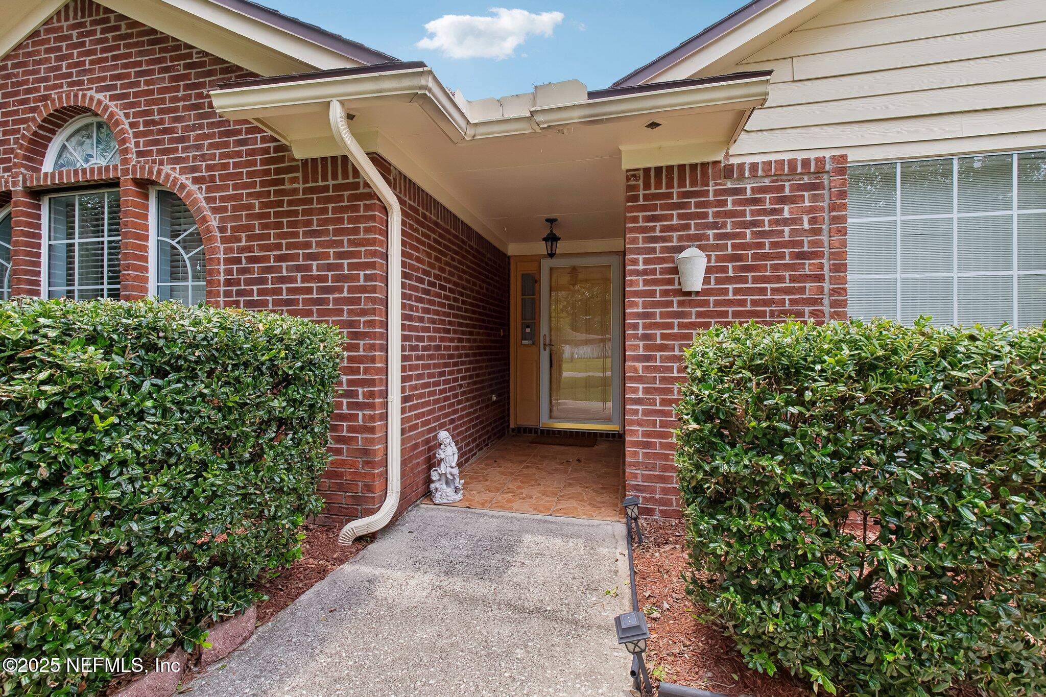 2472 MOON HARBOR Way
