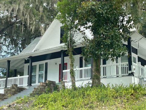 A home in Palatka