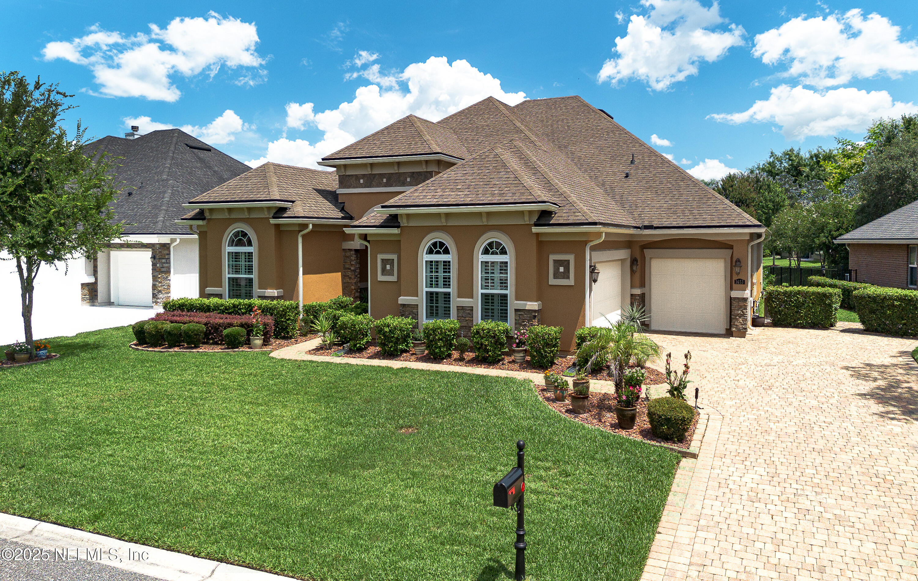 3653 OGLEBAY Drive