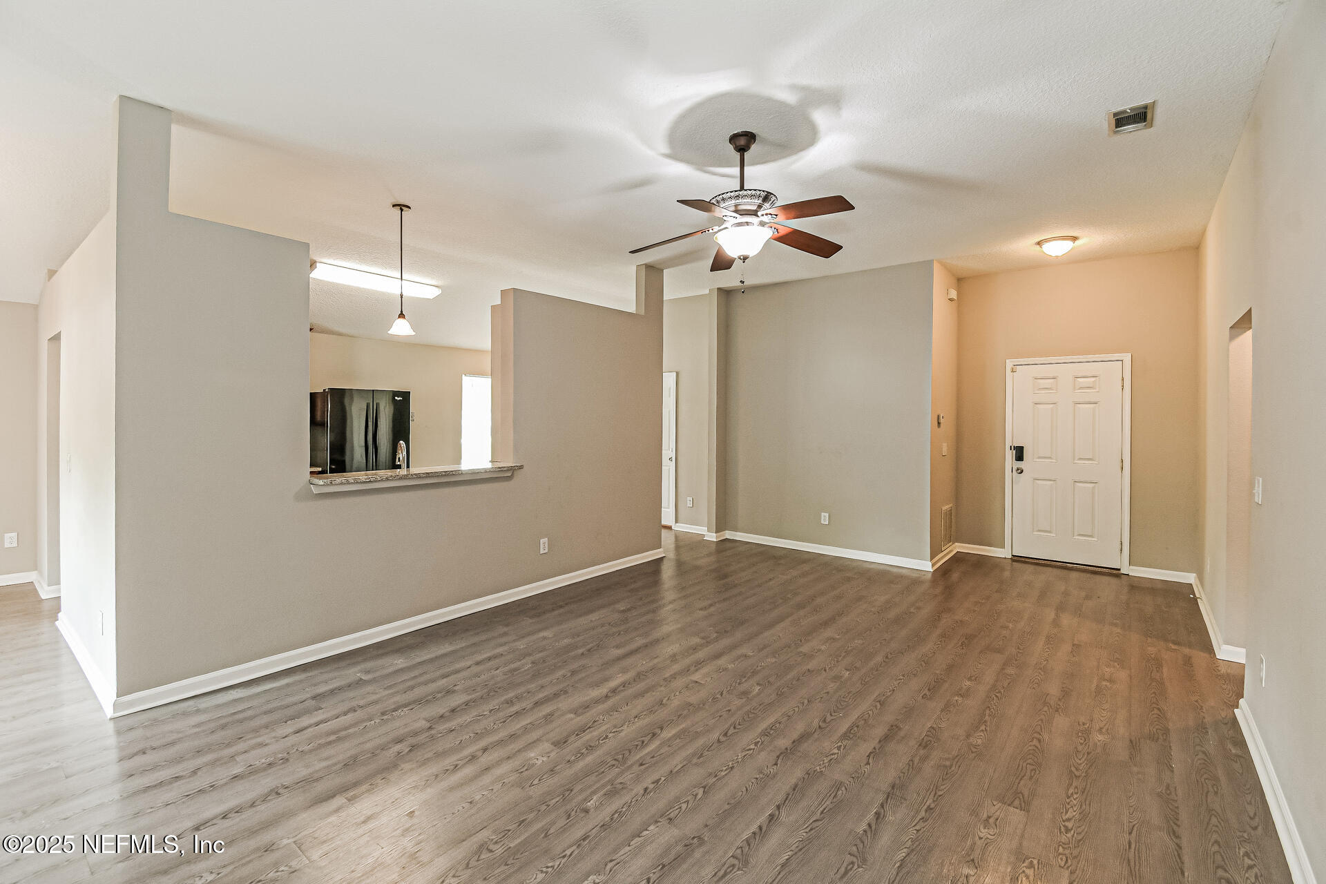 1866 MCGIRTS POINT Boulevard