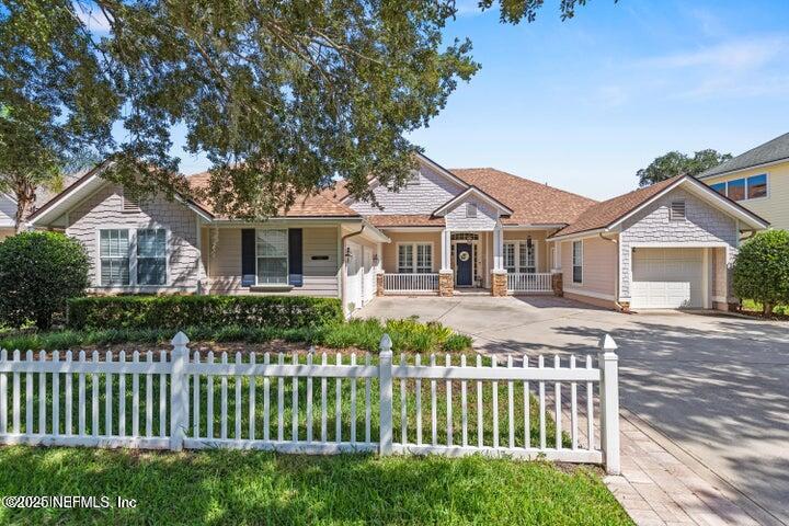 1867 PARADISE MOORINGS Boulevard