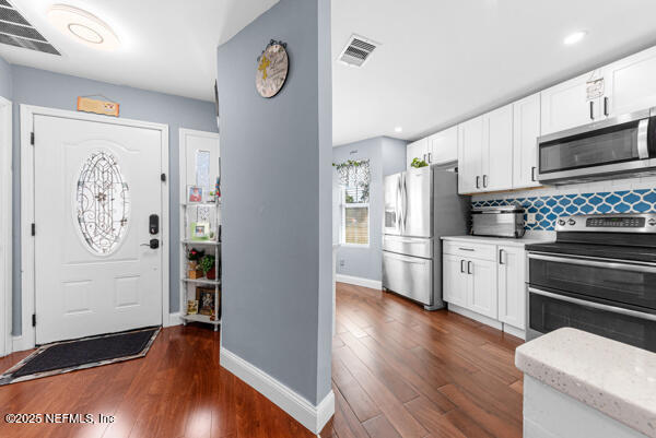 907 TURTLE CREEK Drive N