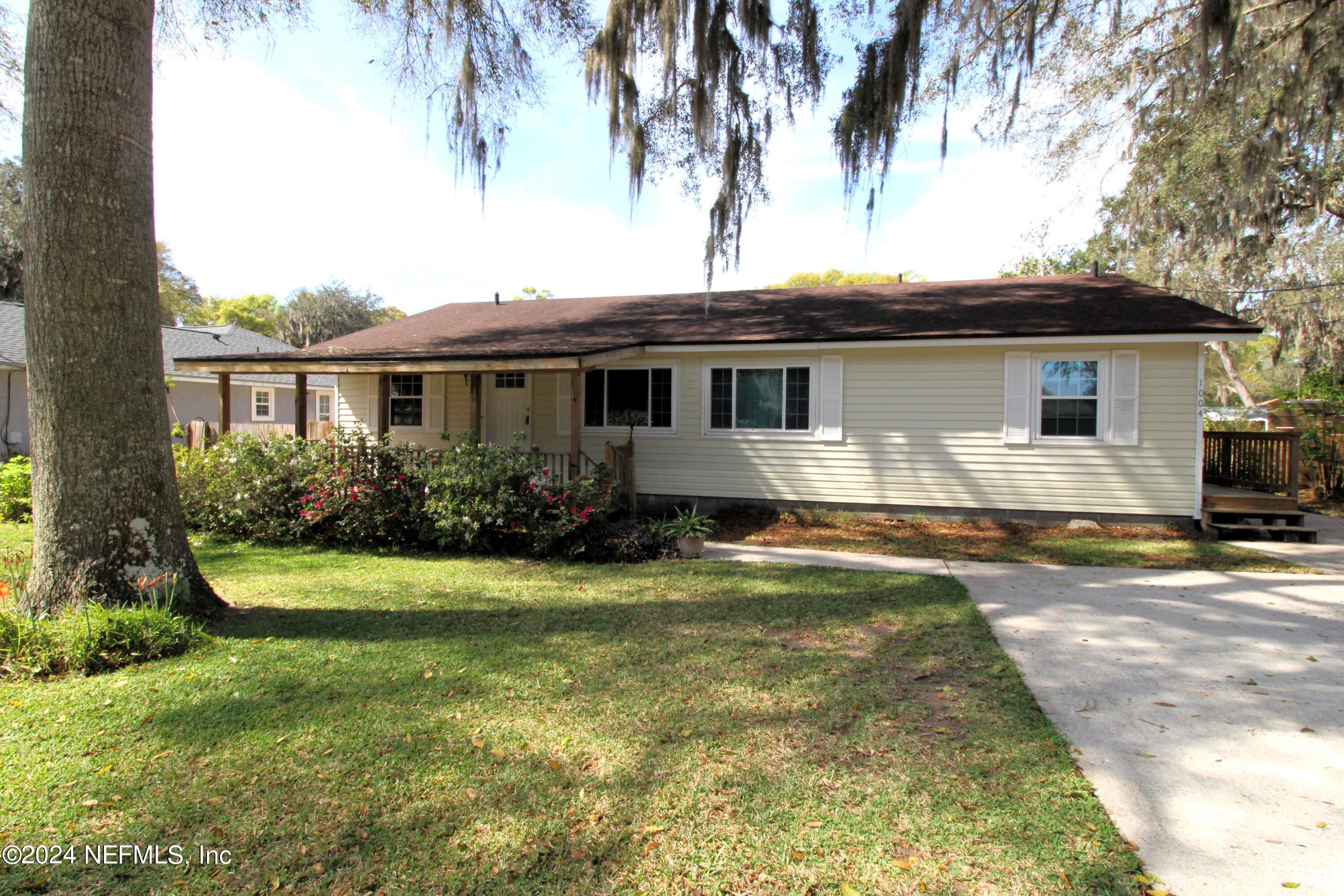 St Augustine, FL home for sale located at 1004 QUEEN Road, St Augustine, FL 32086