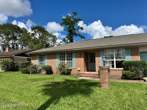 Photo of 9143 MORNINGTON Drive, Jacksonville, FL 32257 (MLS # 2166251)