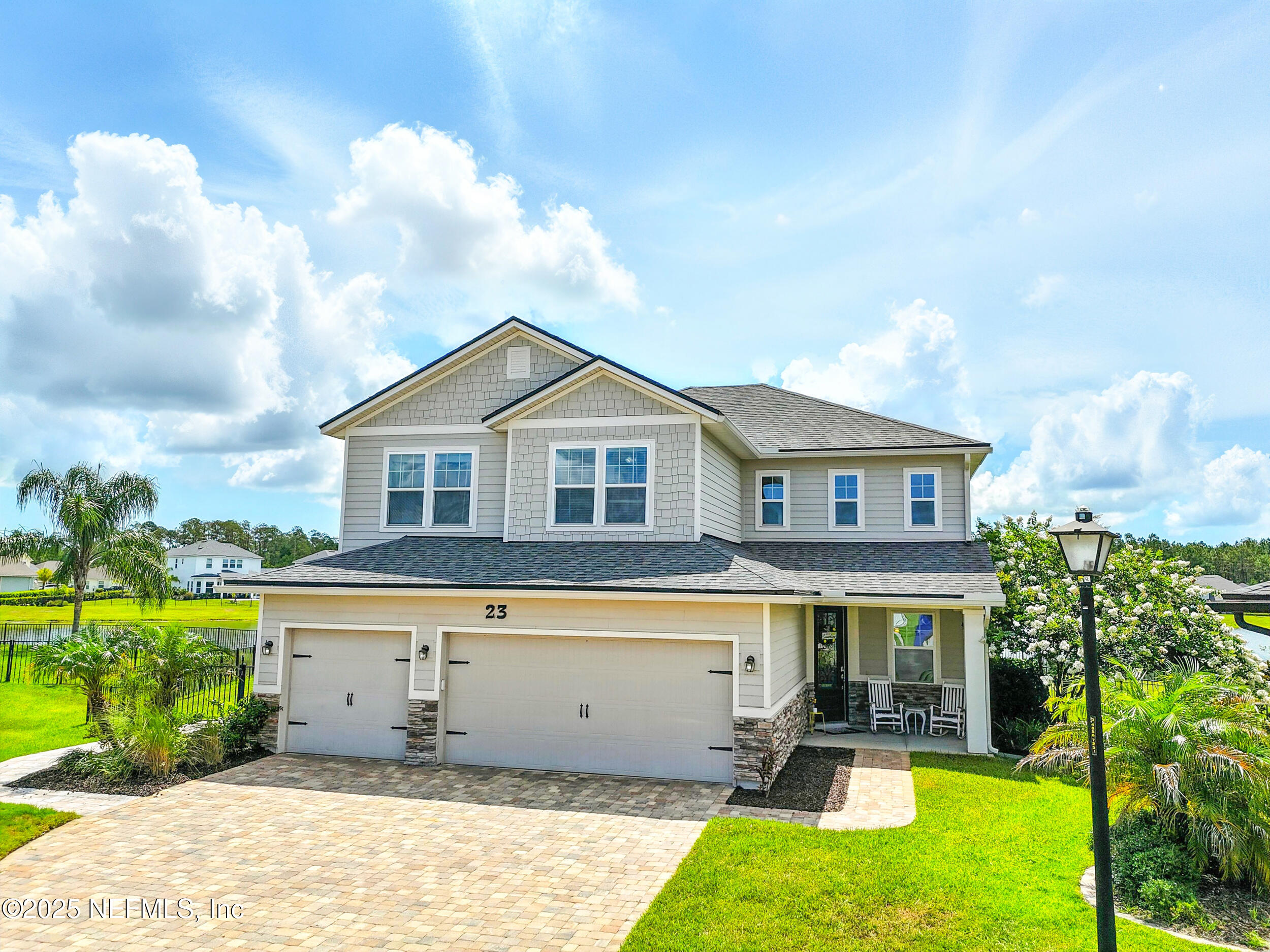 23 WILLOW LAKE Drive