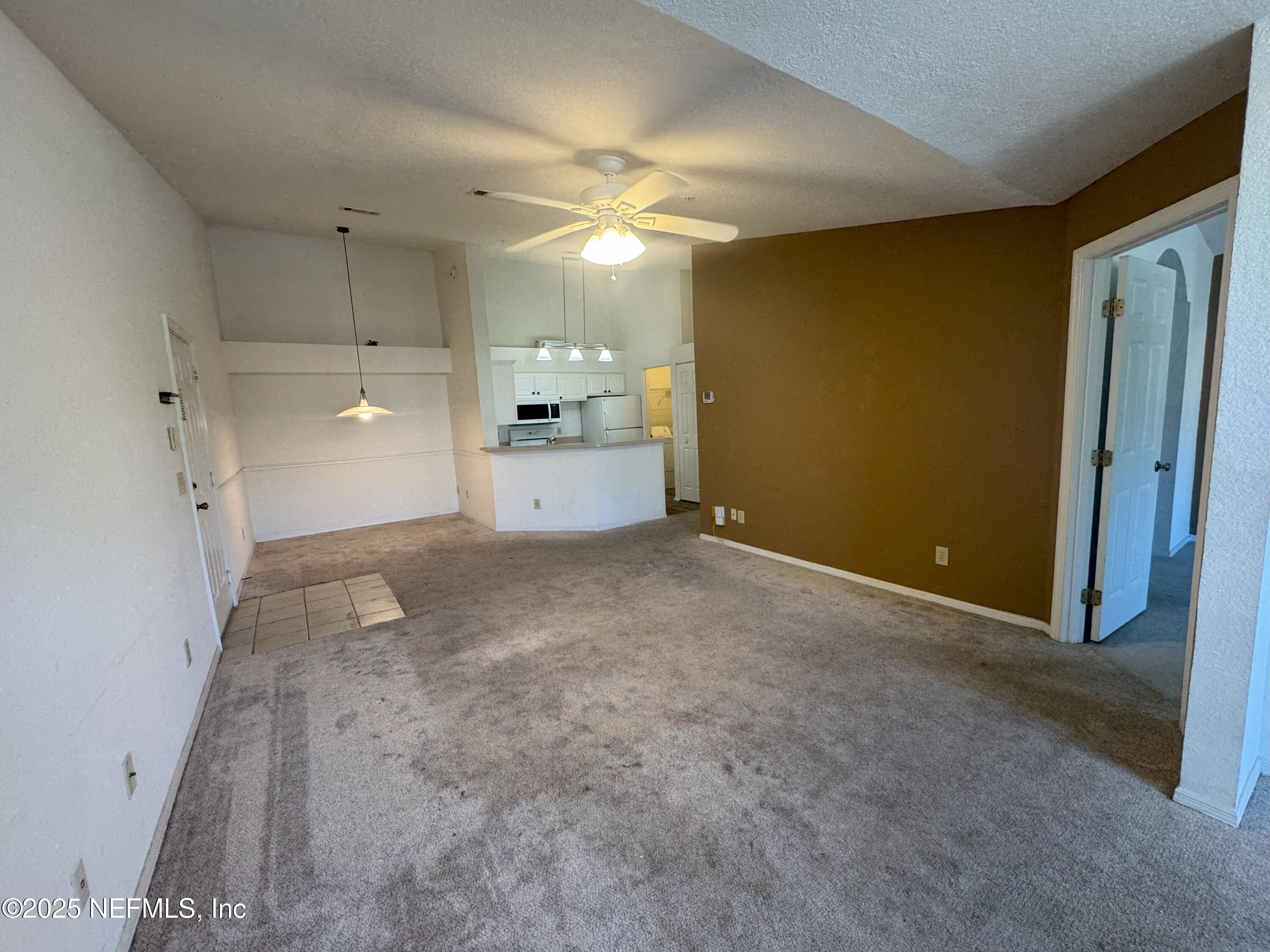 13810 SUTTON PARK Drive N 1421