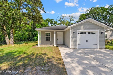 Photo of 3803 SOUTEL Drive, Jacksonville, FL 32208 (MLS # 2167529)
