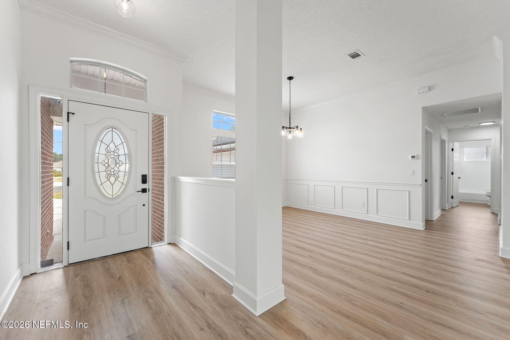 15738 NORTHSIDE Drive E