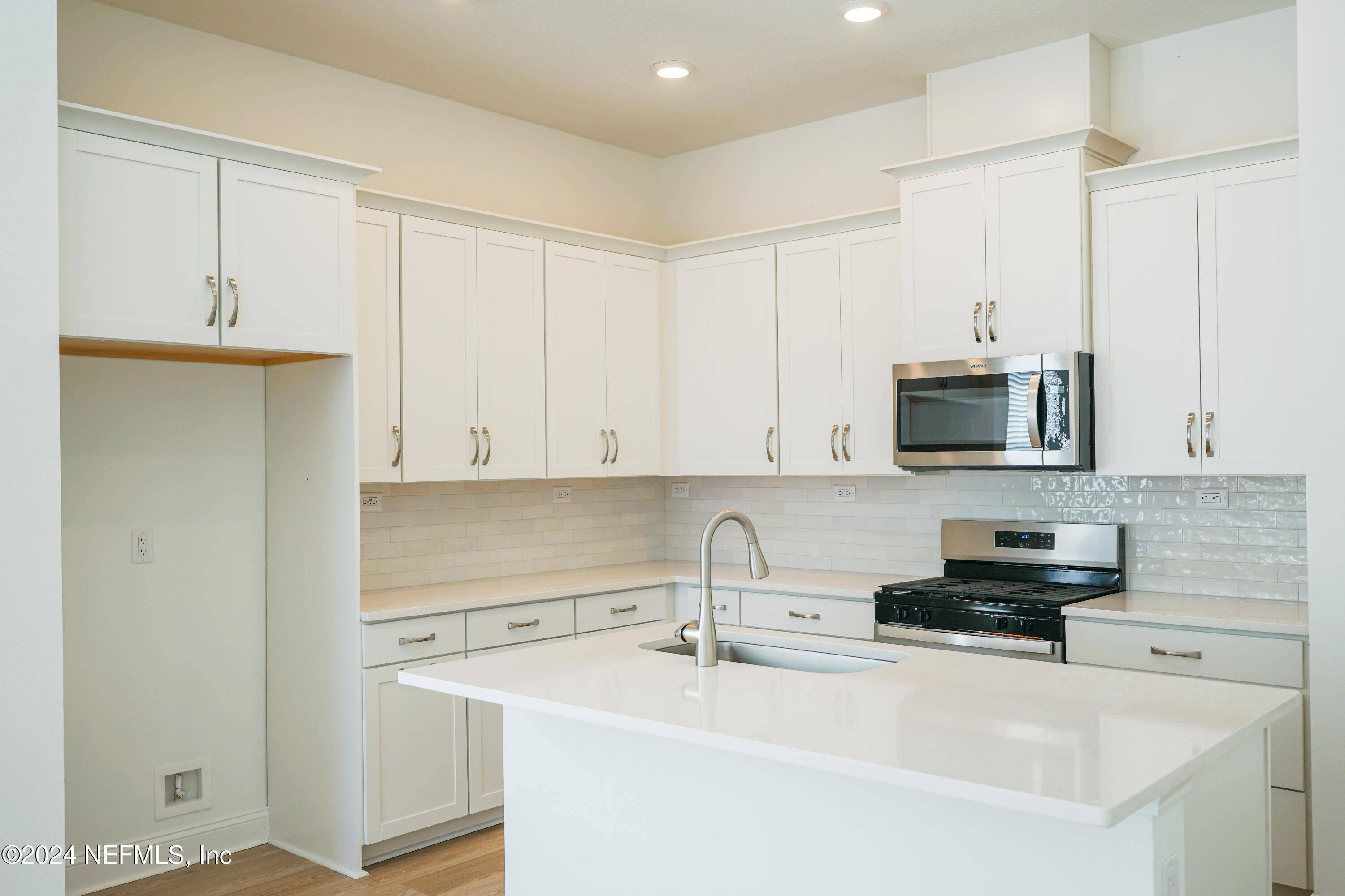 9885 STONE OAK Court