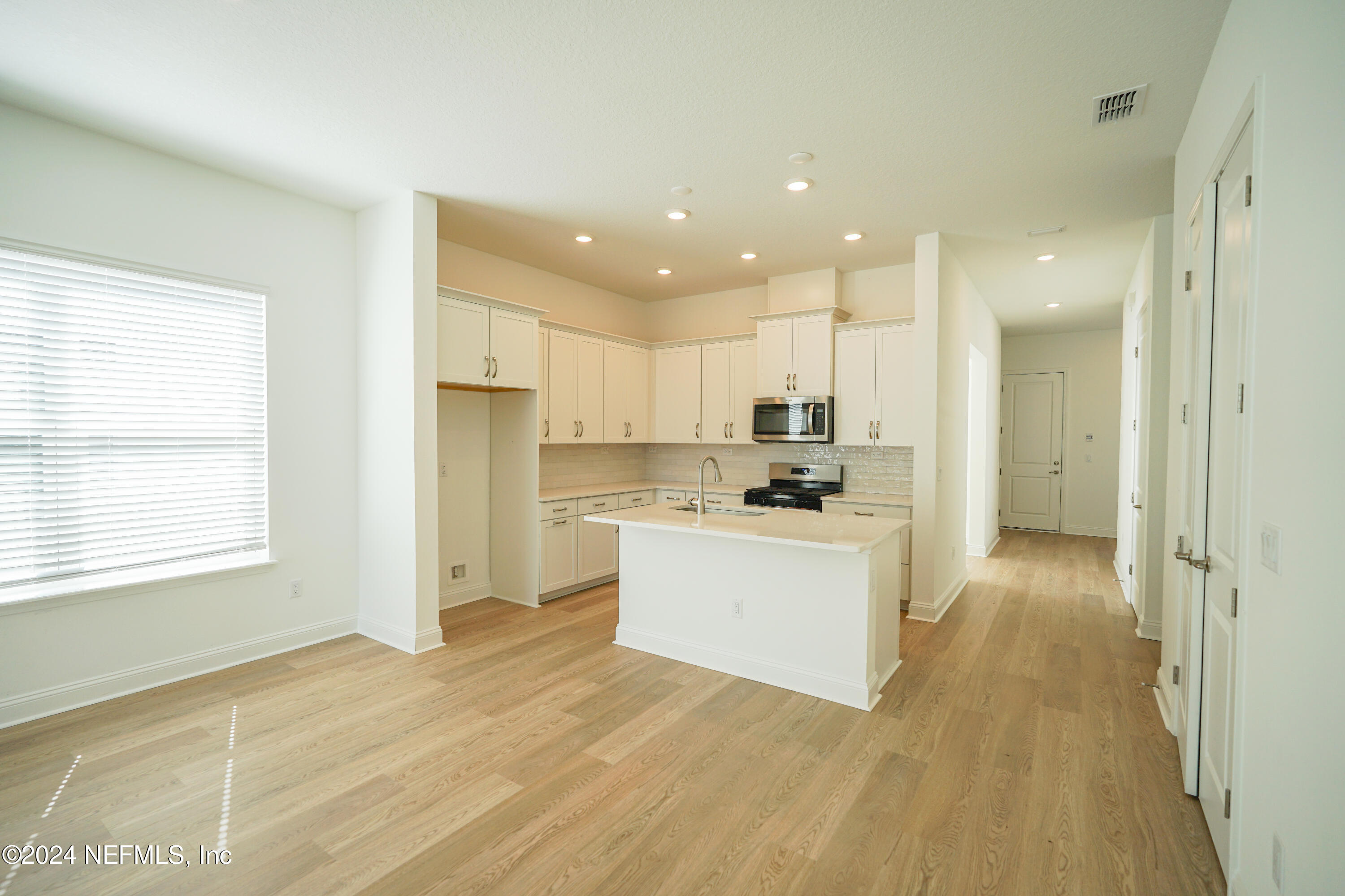 9885 STONE OAK Court