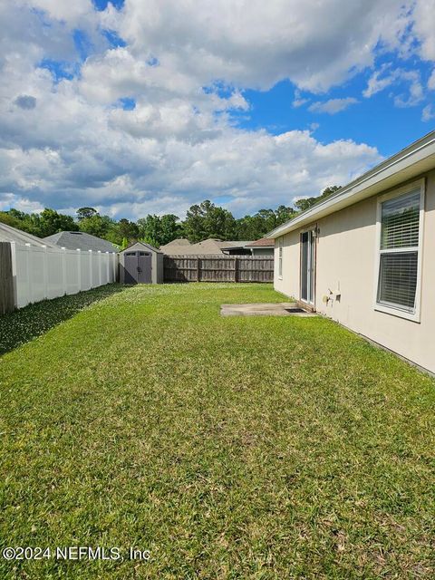 A home in Middleburg