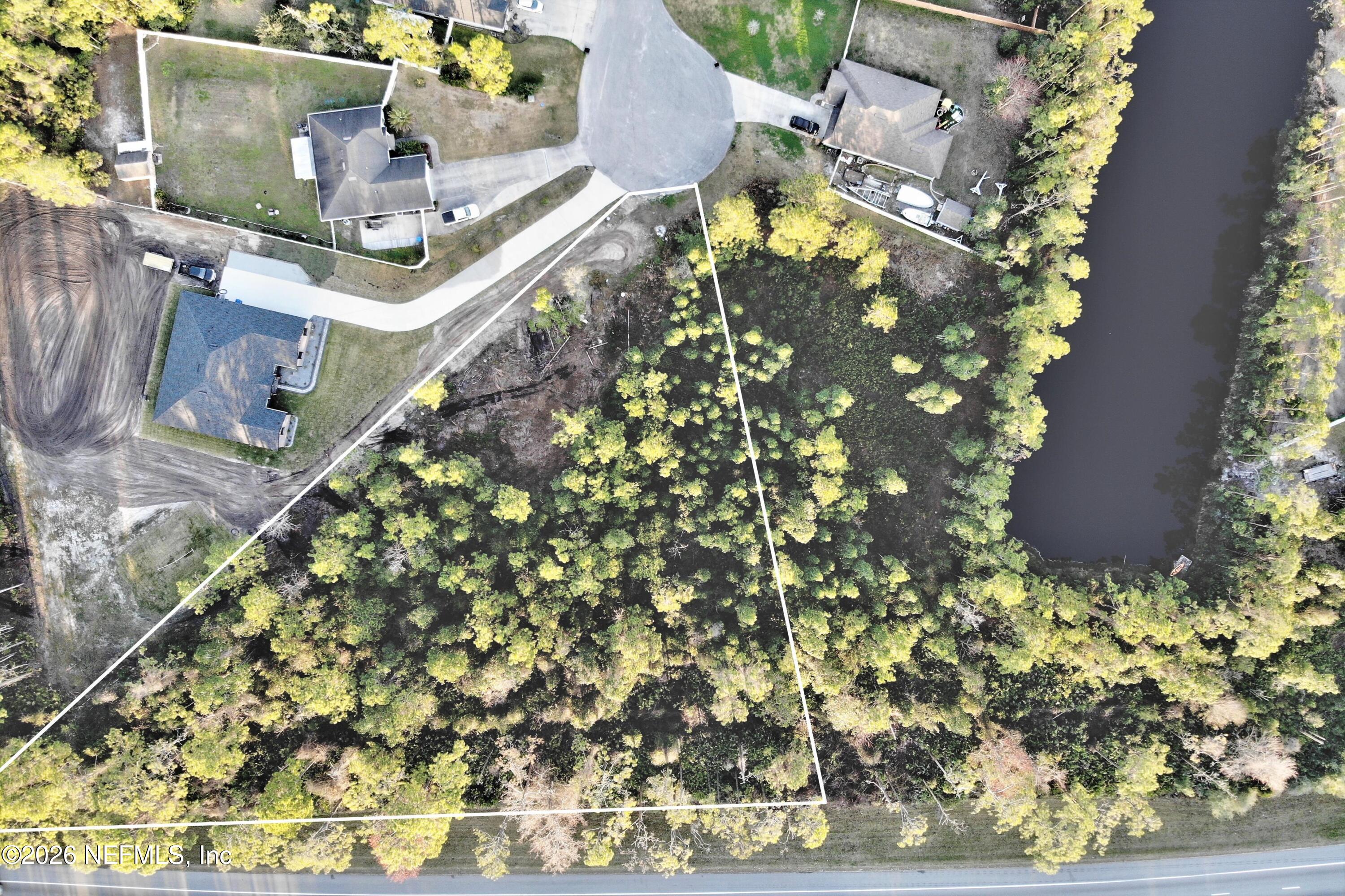 255 PRAIRIE LAKES Drive N