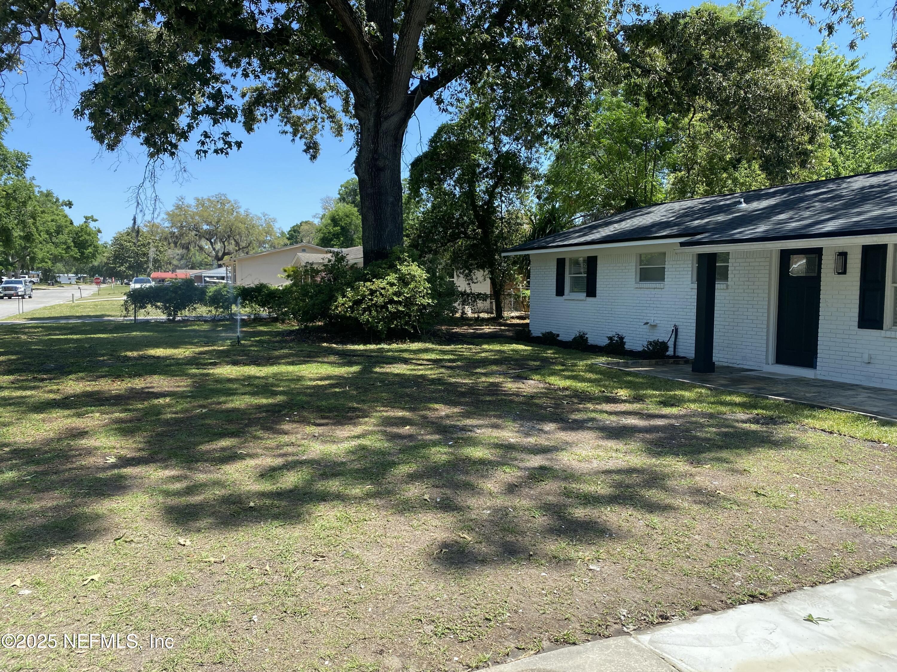 132 SE TRIBBLE Street