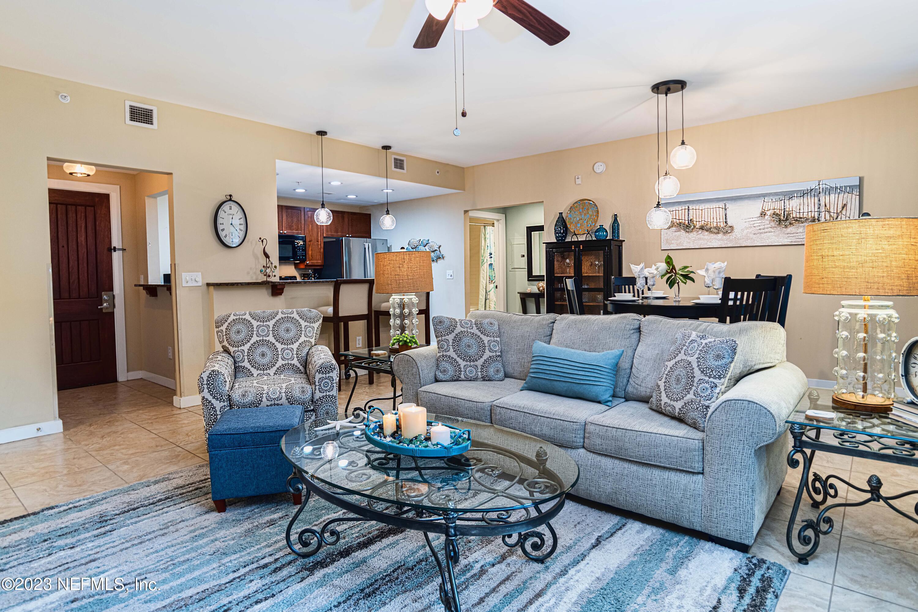 955 REGISTRY Boulevard 113