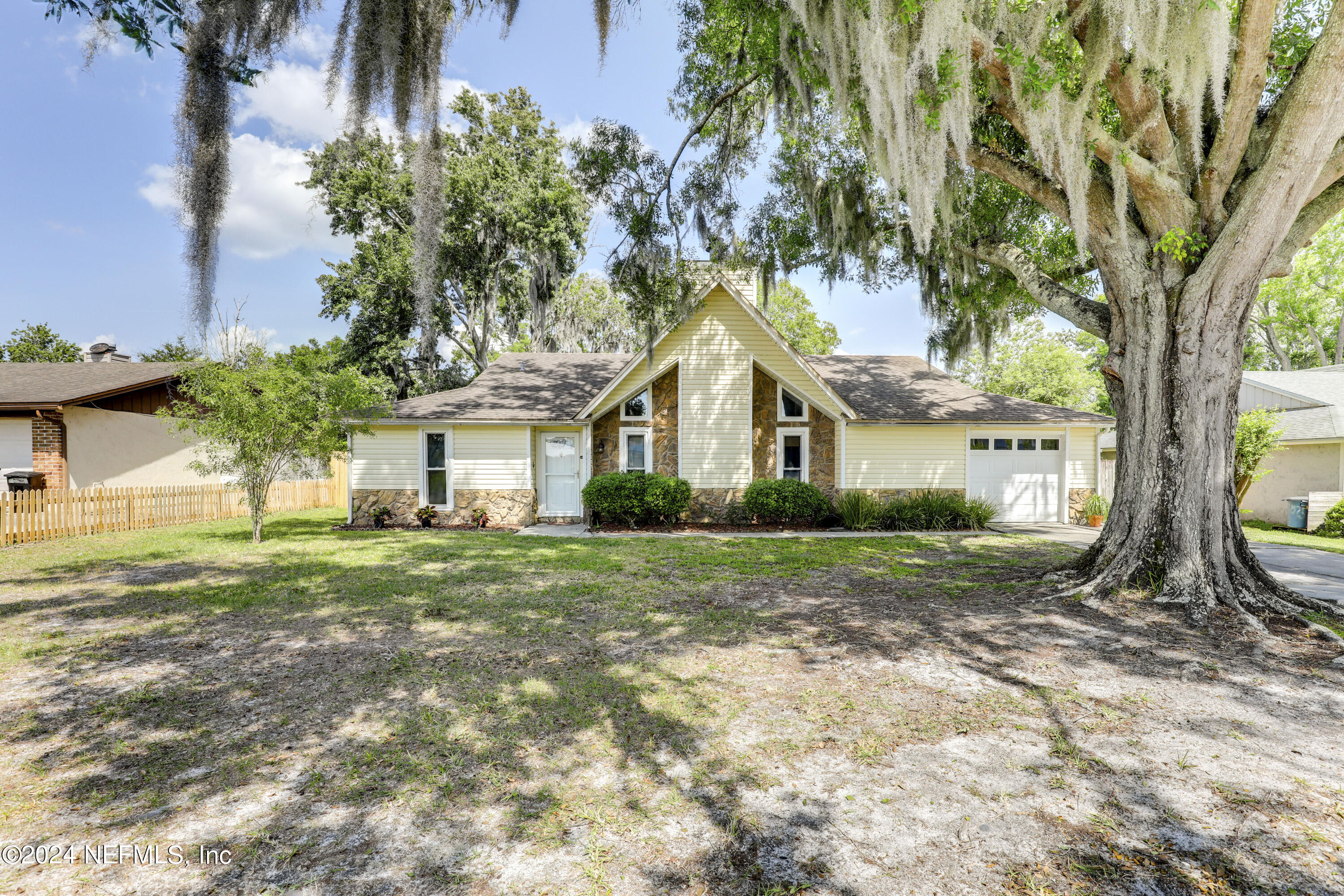 Orange Park, FL home for sale located at 2877 Gatling Boulevard, Orange Park, FL 32065