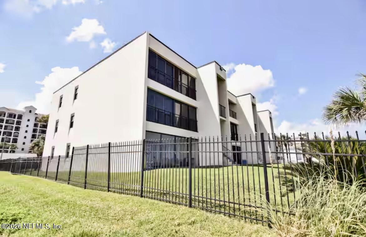 829 1ST Street S 2-D