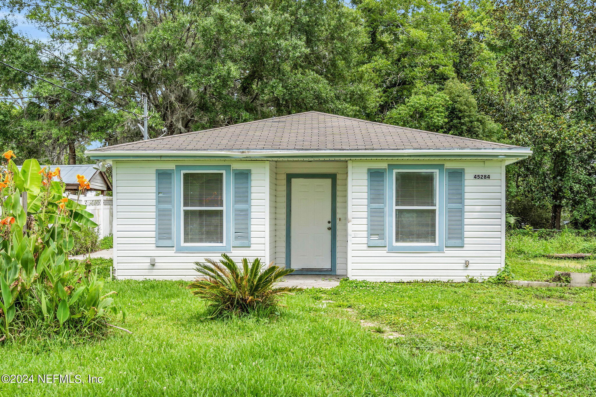 Callahan, FL home for sale located at 45284 Dixie Avenue, Callahan, FL 32011