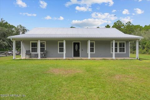 155 DAREN Drive Palatka FL 32177