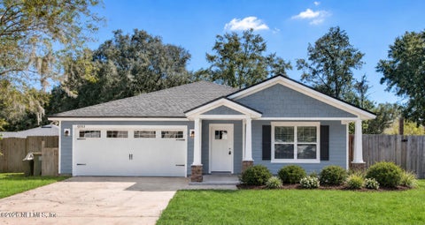 Photo of 1171 WYCOFF Avenue, Jacksonville, FL 32205 (MLS # 2164292)