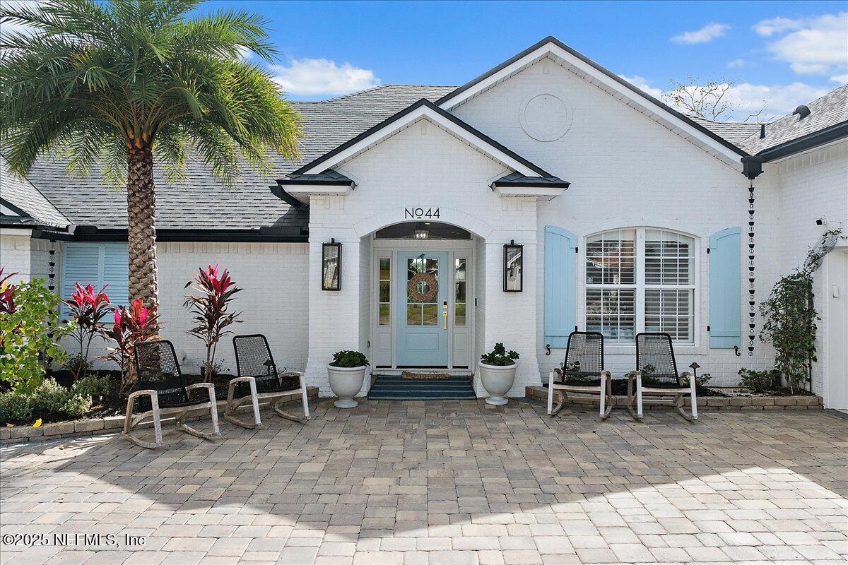 44 SOLANA Road