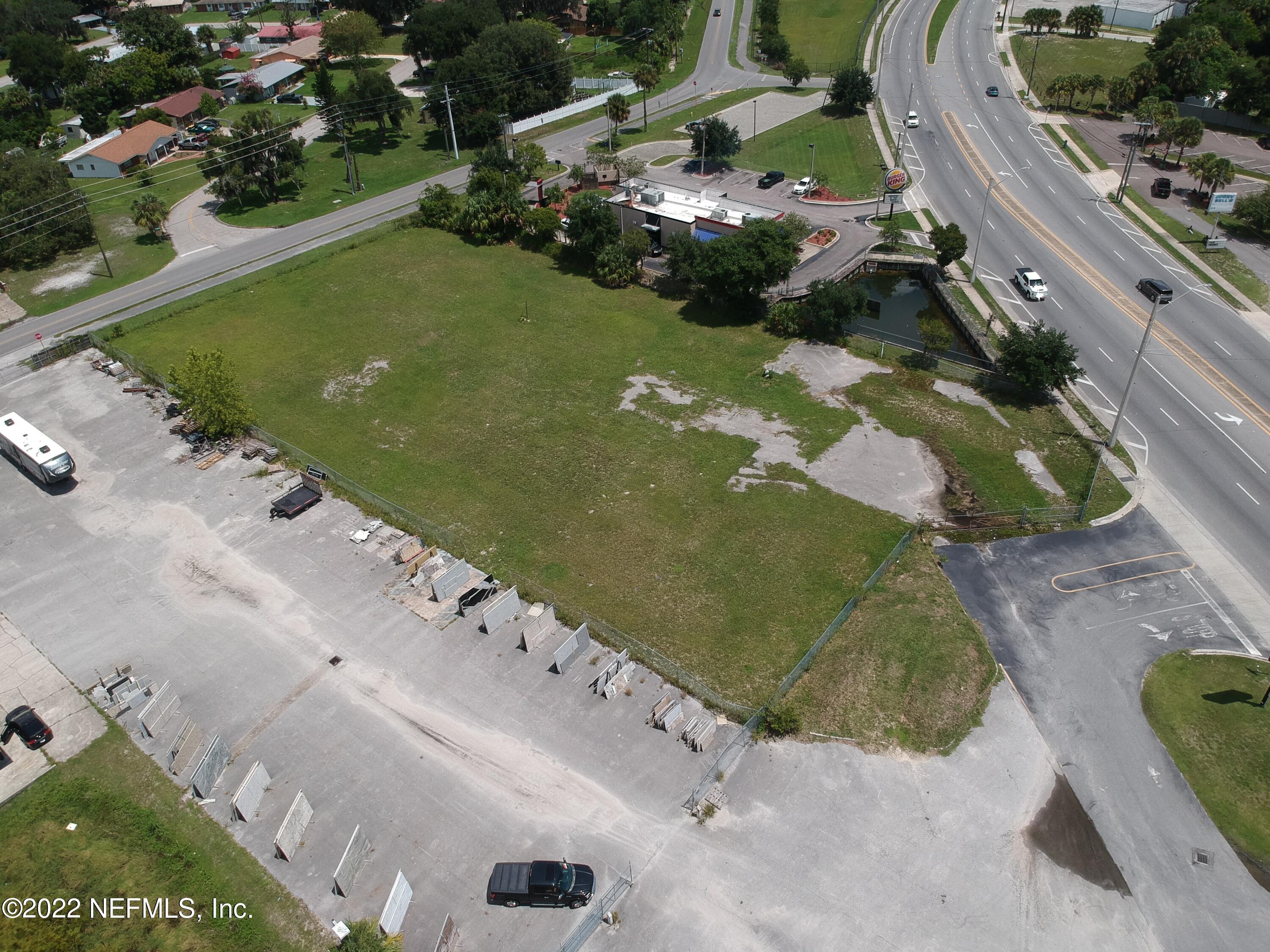 East Palatka, FL home for sale located at 176 Highway 17, East Palatka, FL 32131