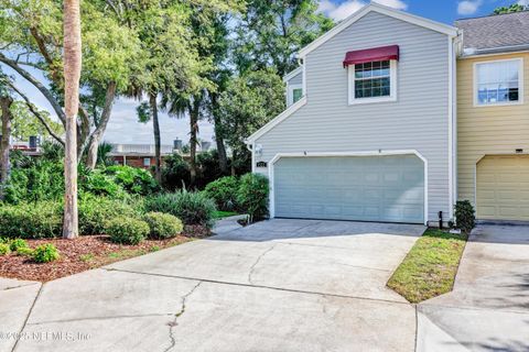 1522 SAND DOLLAR Circle Neptune Beach FL 32266