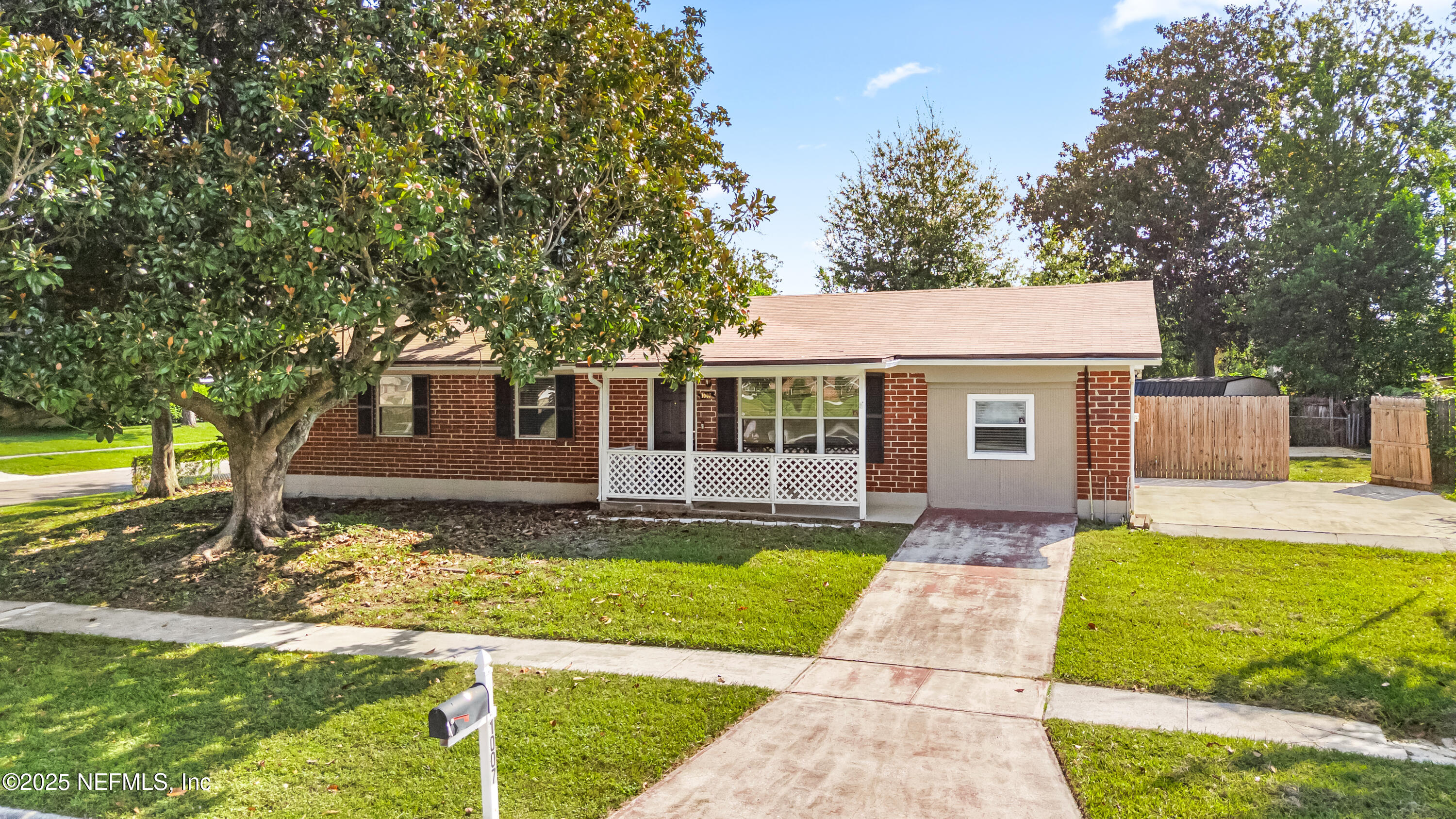 1007 WINSTONIAN WAY Street