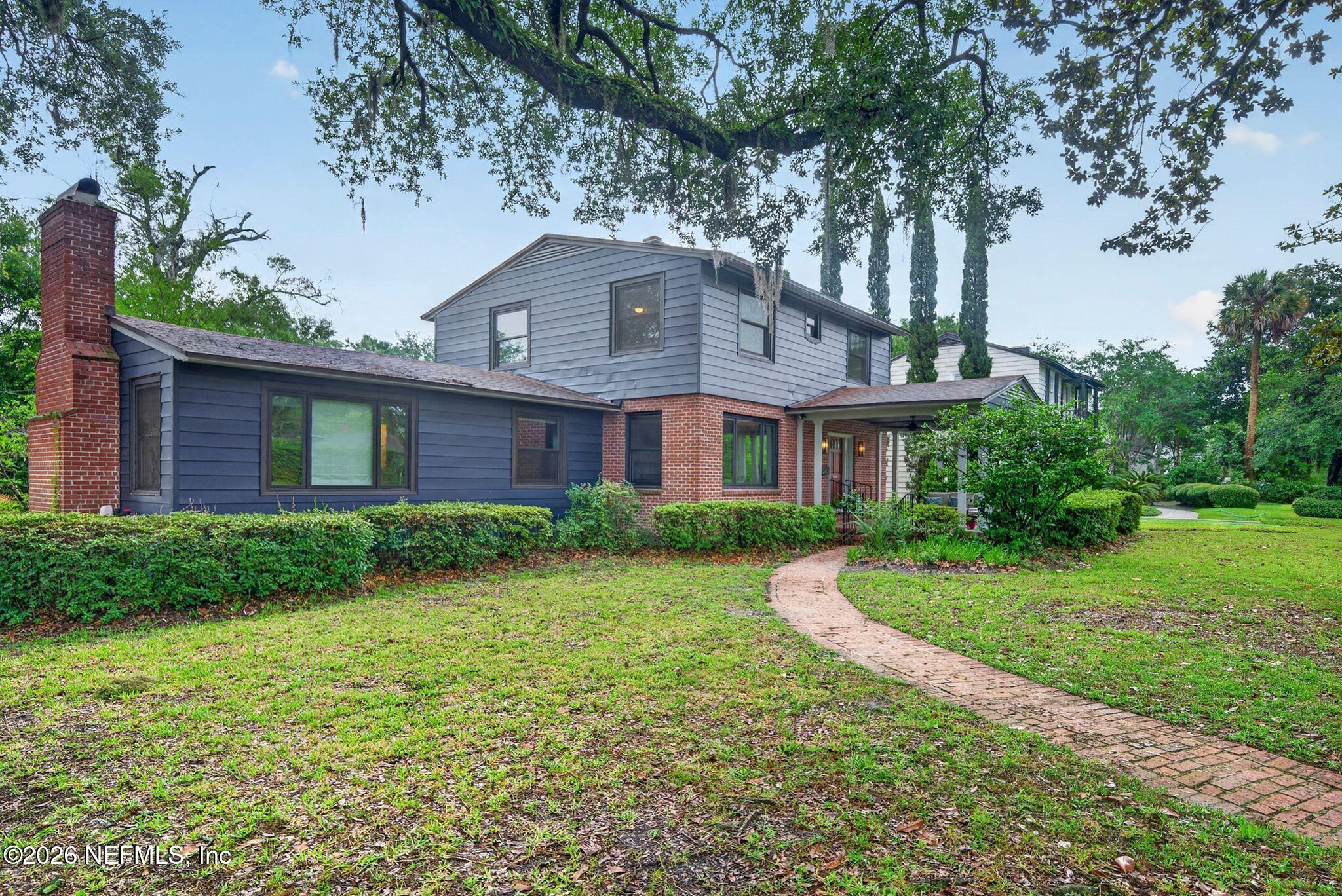 2405 PINERIDGE Road