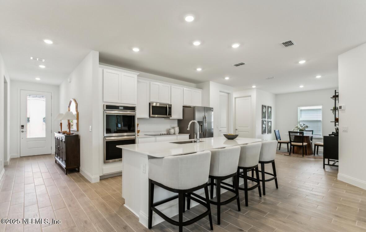 3400 TUPELO Loop