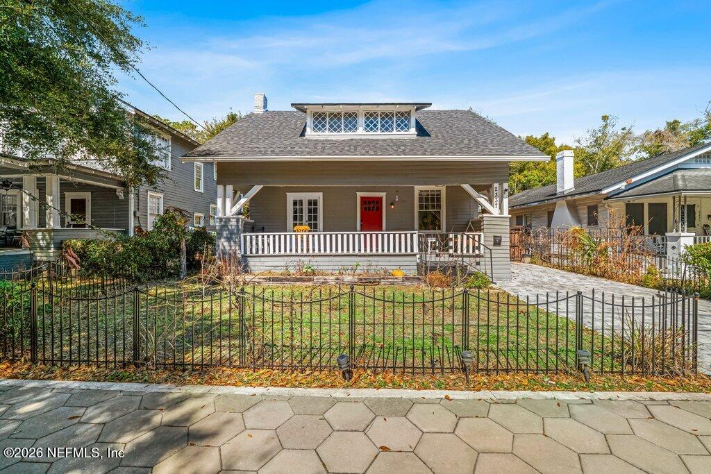 2337 DELLWOOD Avenue