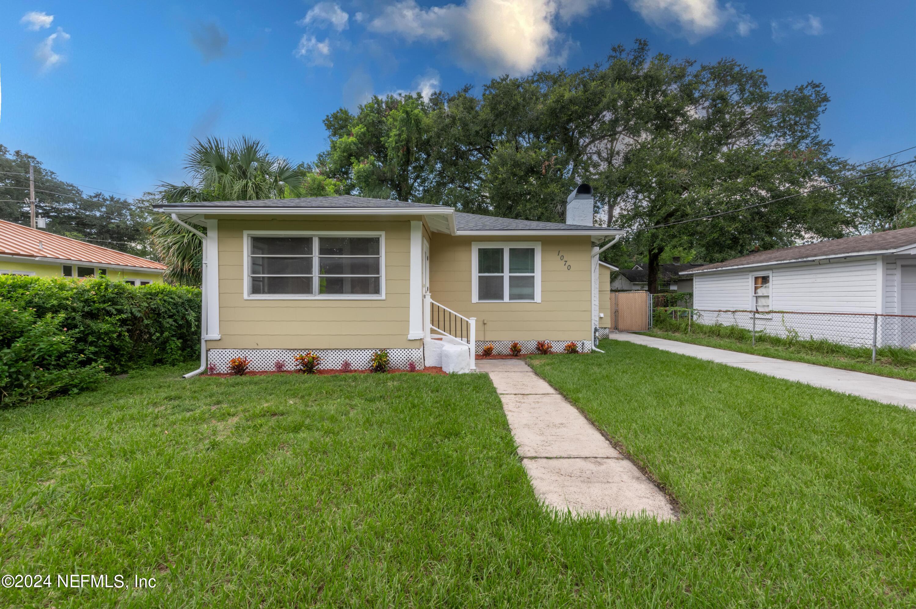 Jacksonville, FL home for sale located at 1070 Lark Street, Jacksonville, FL 32205