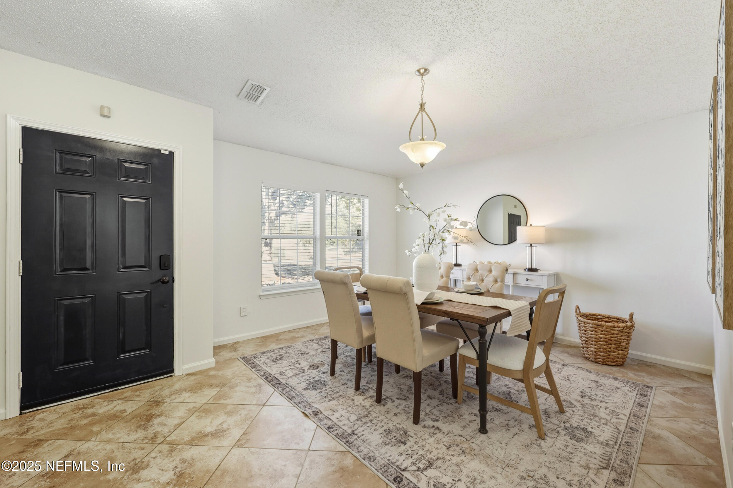 7534 INTERNATIONAL VILLAGE Drive