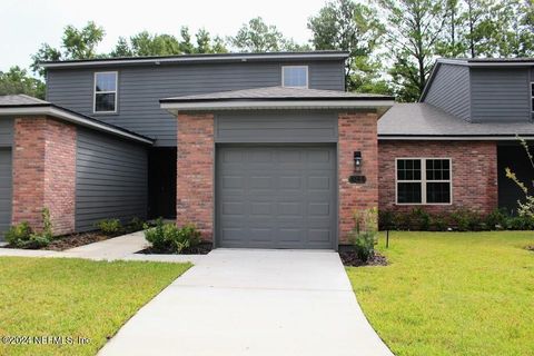 4144 QUIET CREEK Loop 130 Middleburg FL 32068