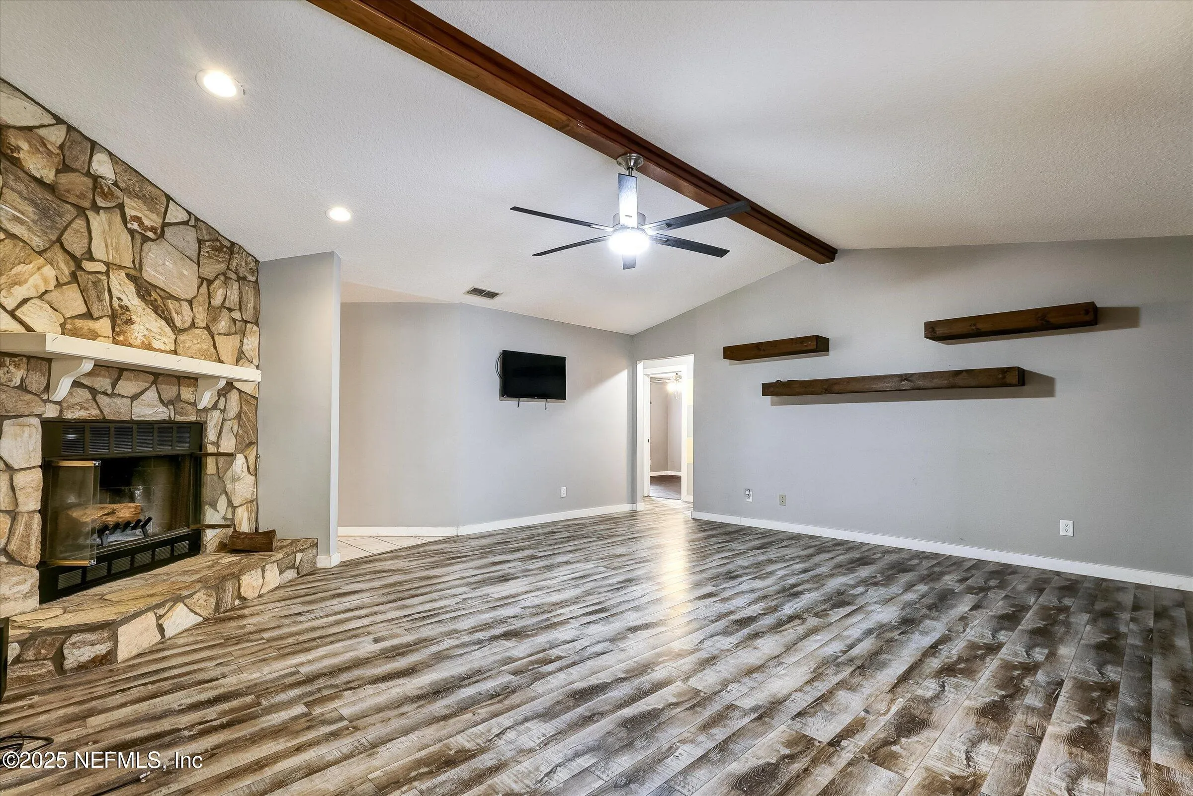 Glen St. Mary, Florida 32040, United States, 3 Bedrooms Bedrooms, ,3 BathroomsBathrooms,Residential,Pending,17485