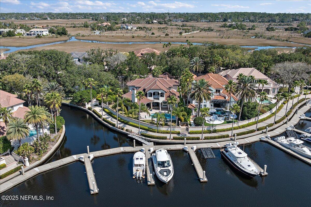 24575 HARBOURVIEW Drive