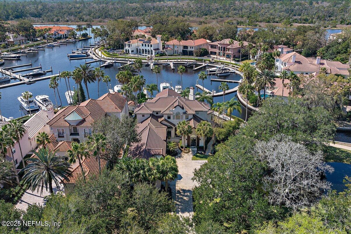 24575 HARBOURVIEW Drive