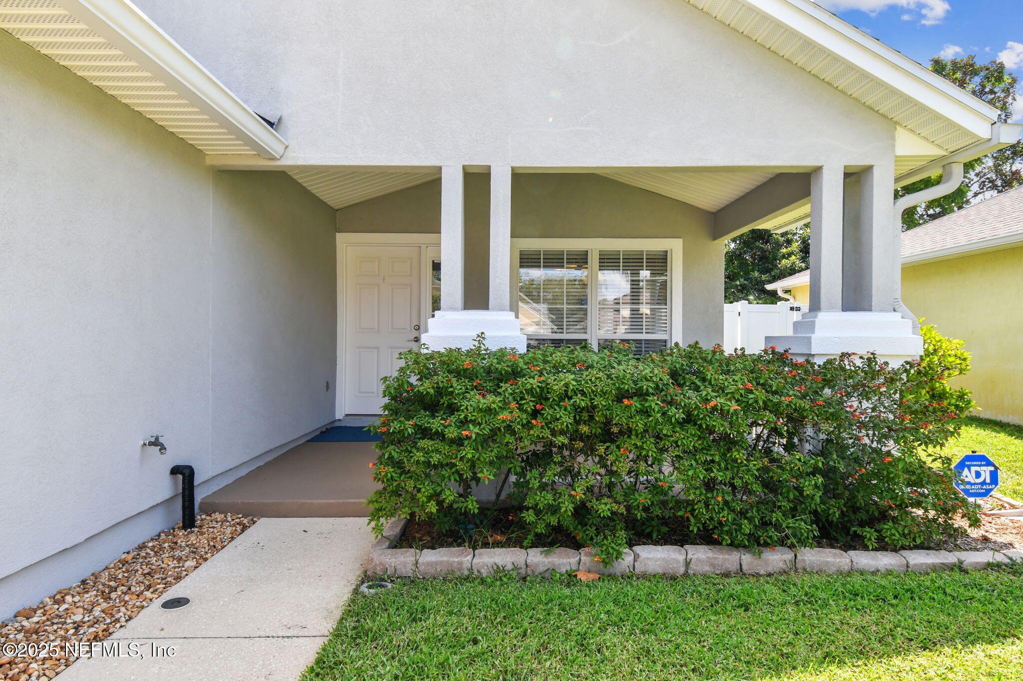 421 CHAMBERLAIN Drive