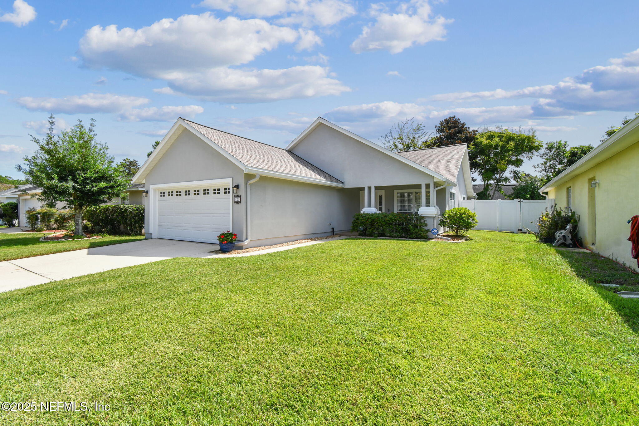 421 CHAMBERLAIN Drive