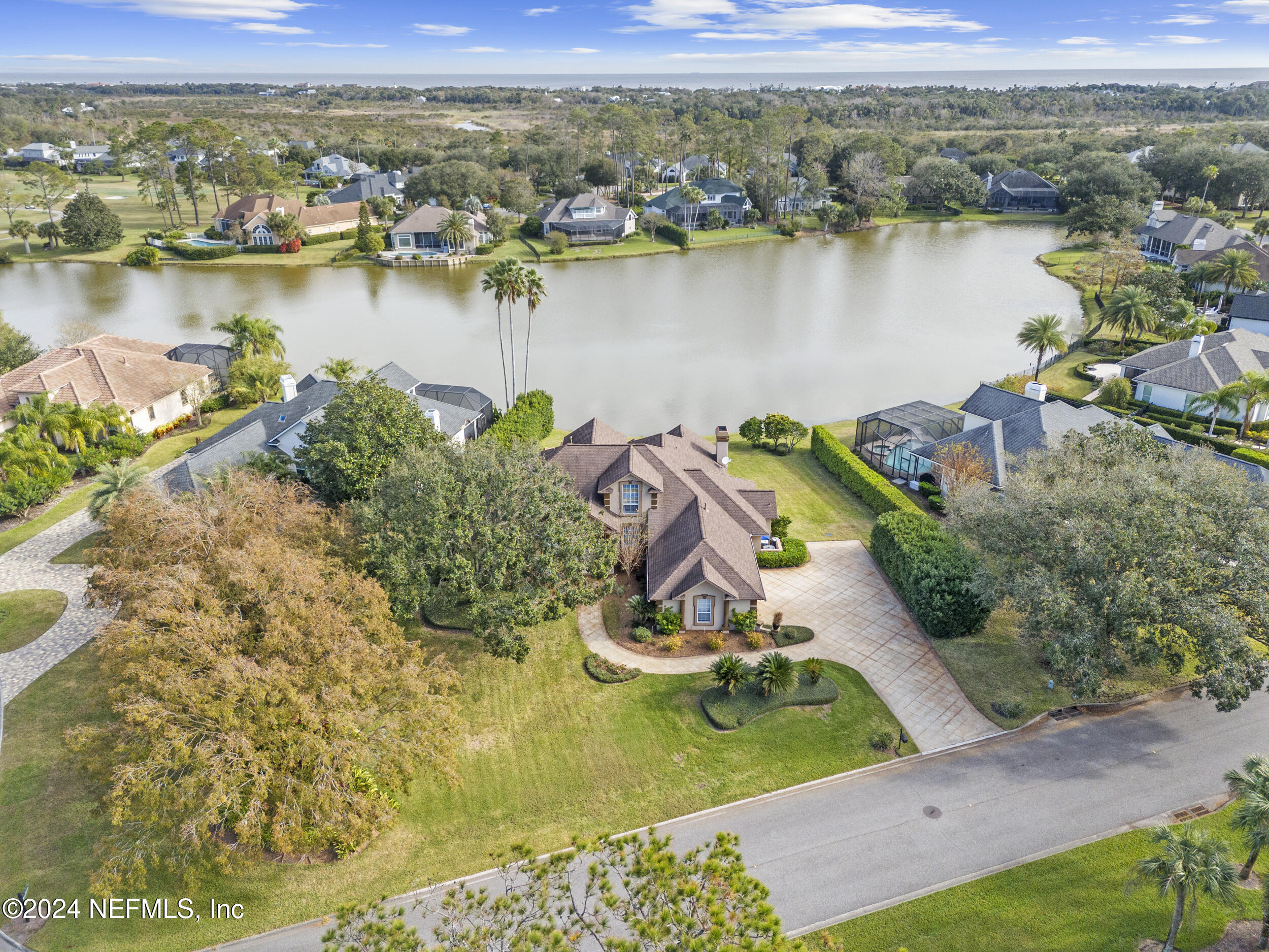 352 S NINE Drive
