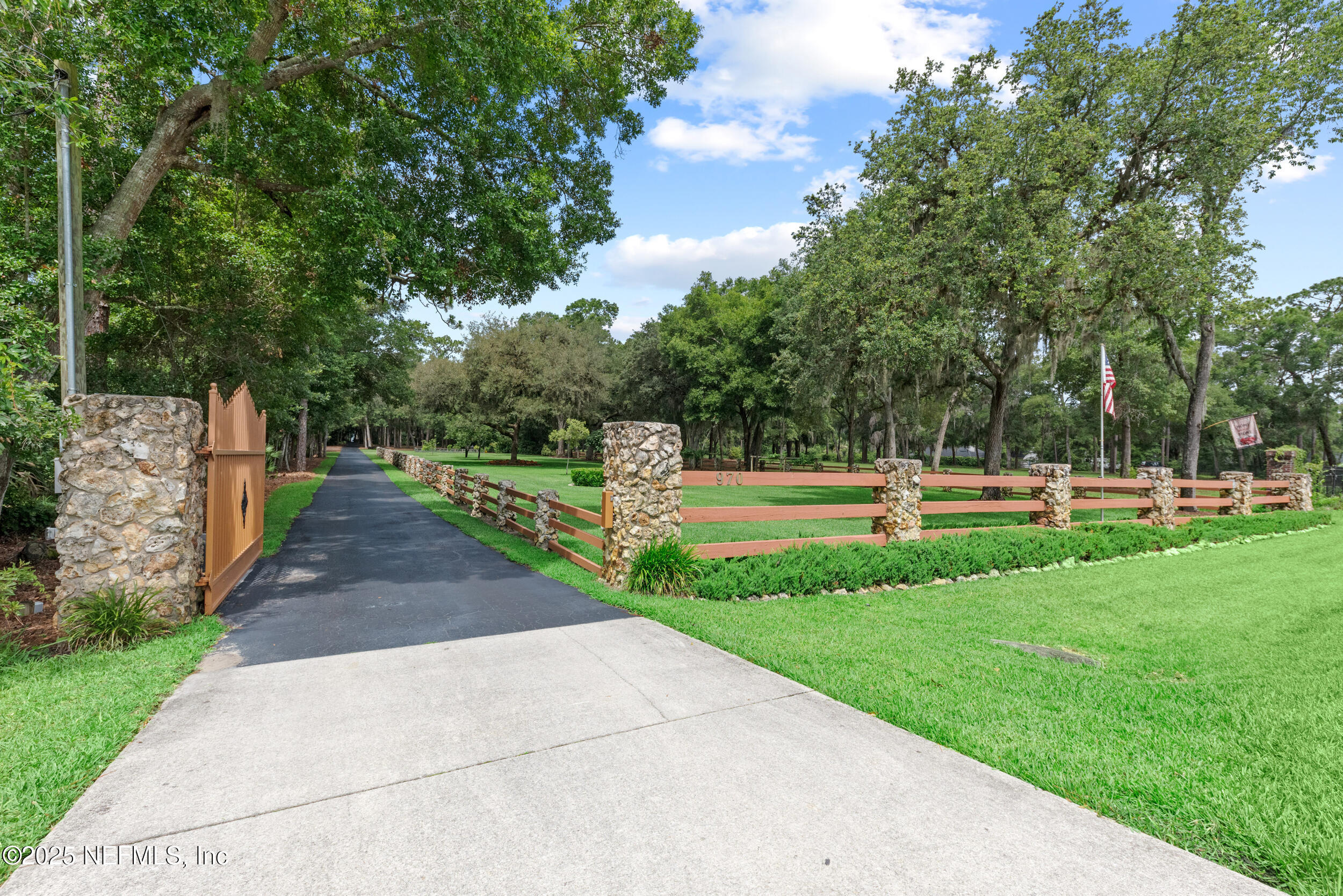 970 FRUIT COVE Road