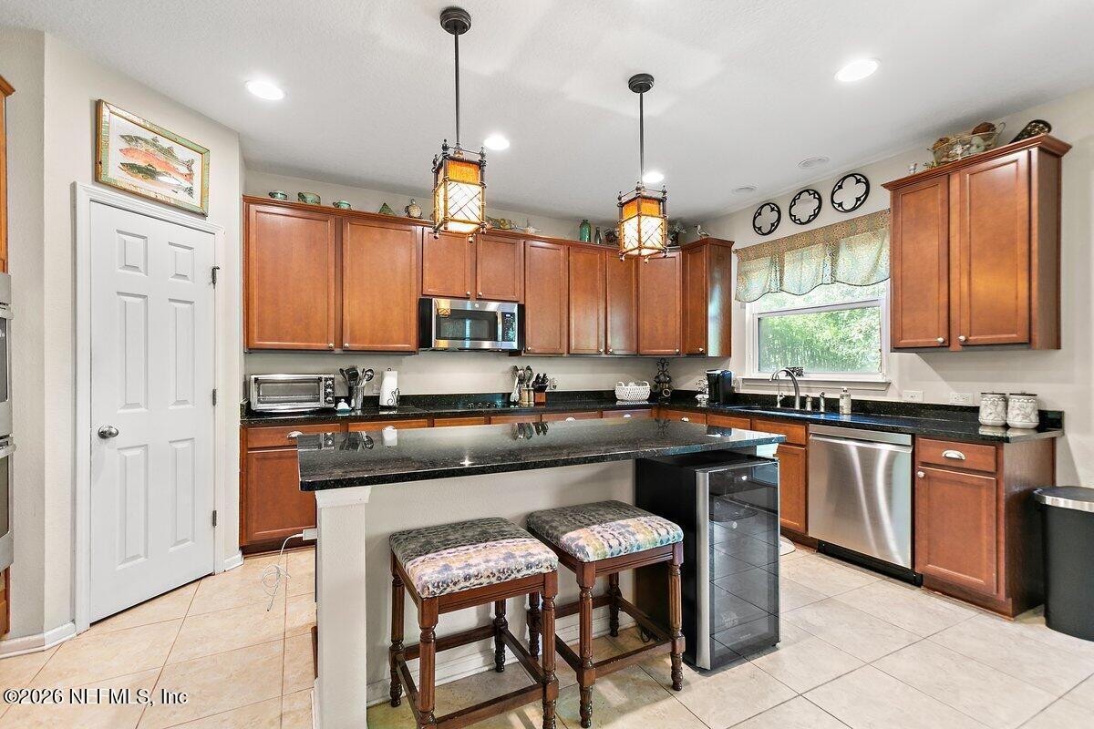 13708 CHIPPERFIELD Lane