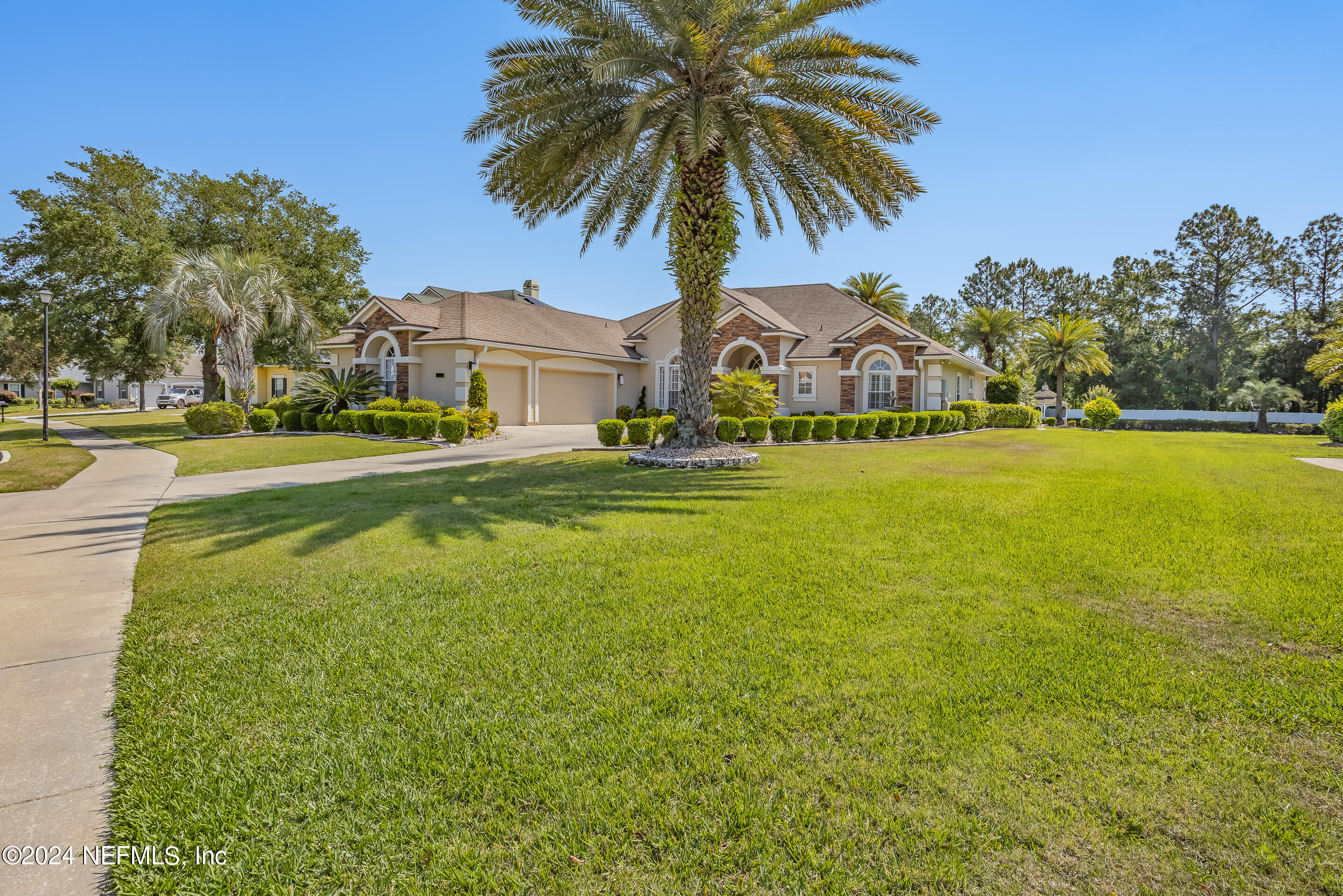 Jacksonville, FL home for sale located at 7973 Dawsons Creek Drive, Jacksonville, FL 32222