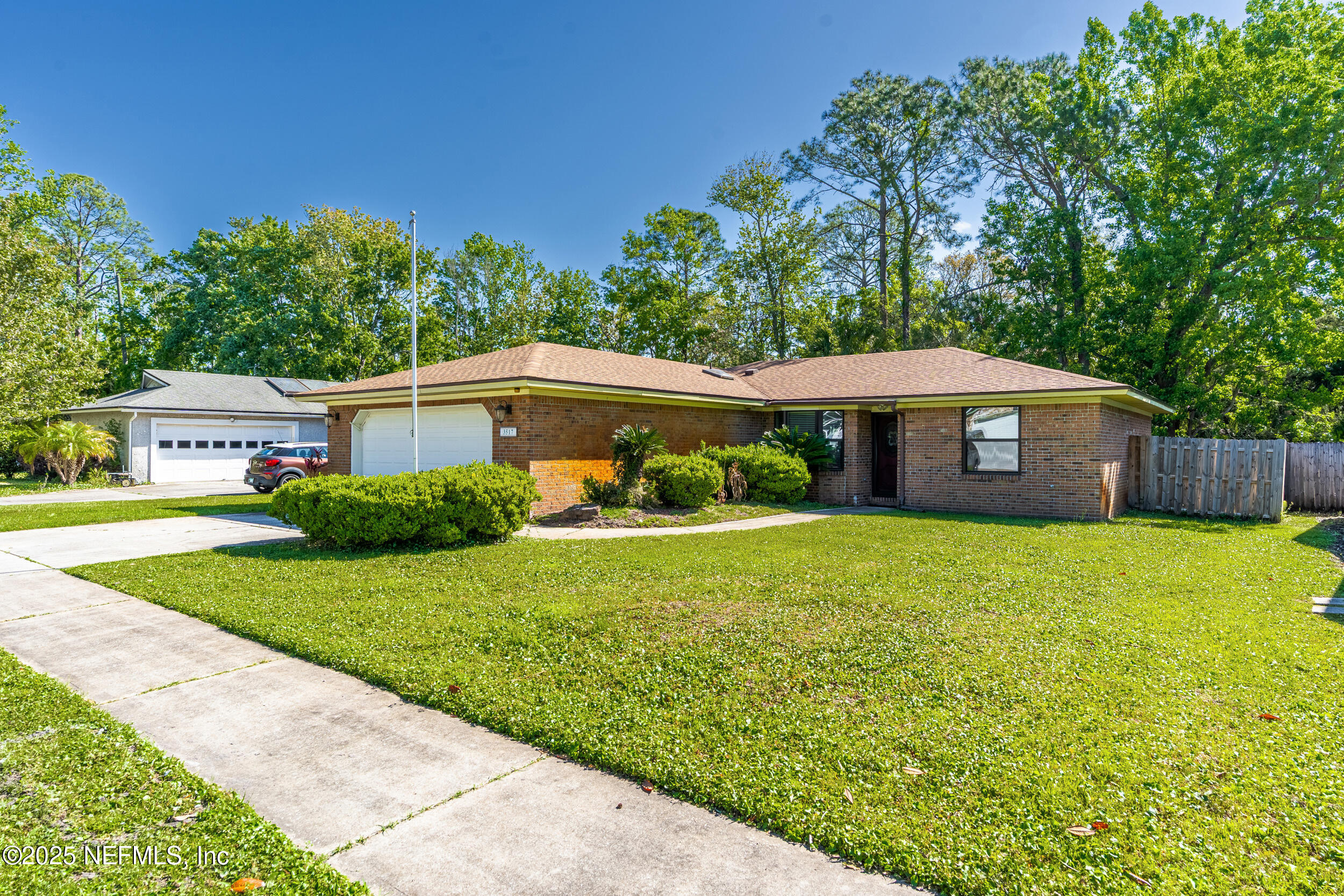 3517 SEAFOAM Lane