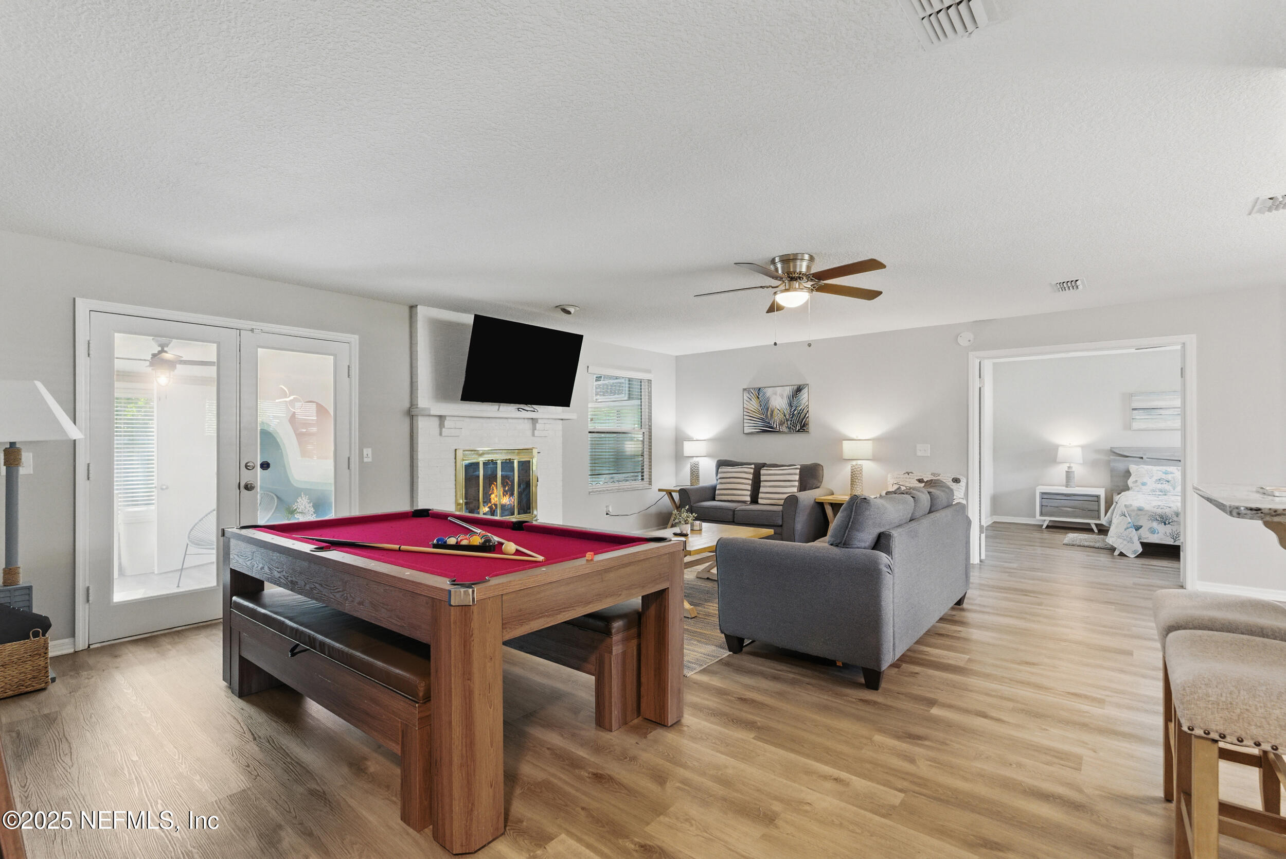 3517 SEAFOAM Lane