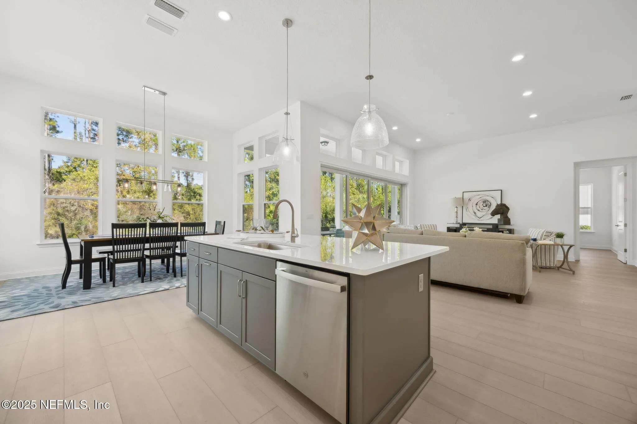 Fernandina Beach, Florida 32034, United States, 4 Bedrooms Bedrooms, ,4 BathroomsBathrooms,Residential,Active,241272