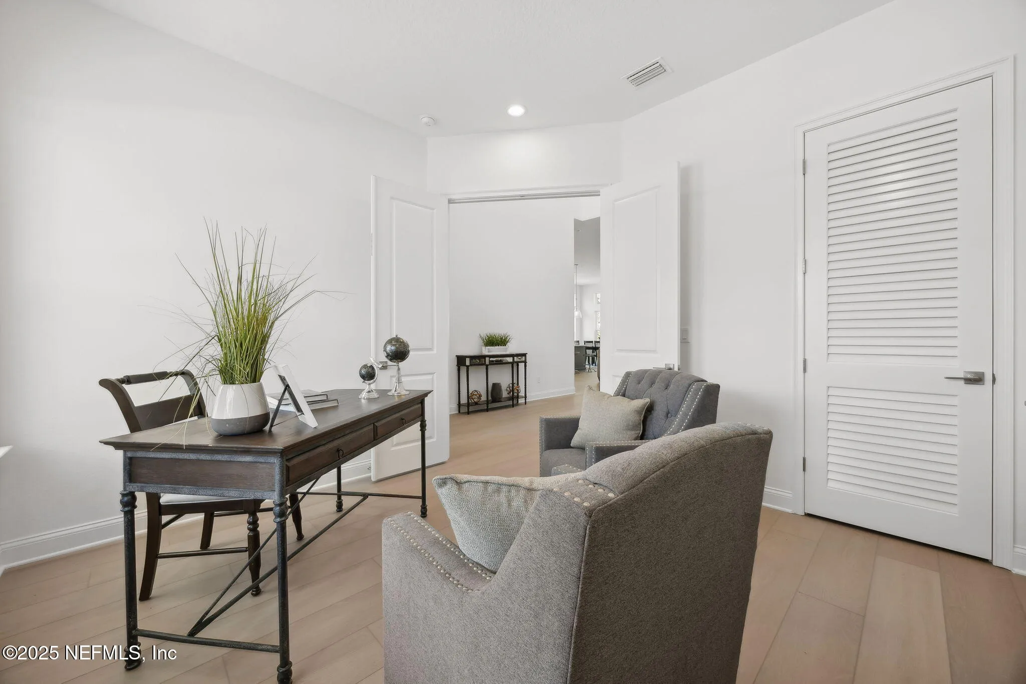 Fernandina Beach, Florida 32034, United States, 4 Bedrooms Bedrooms, ,4 BathroomsBathrooms,Residential,Active,241272