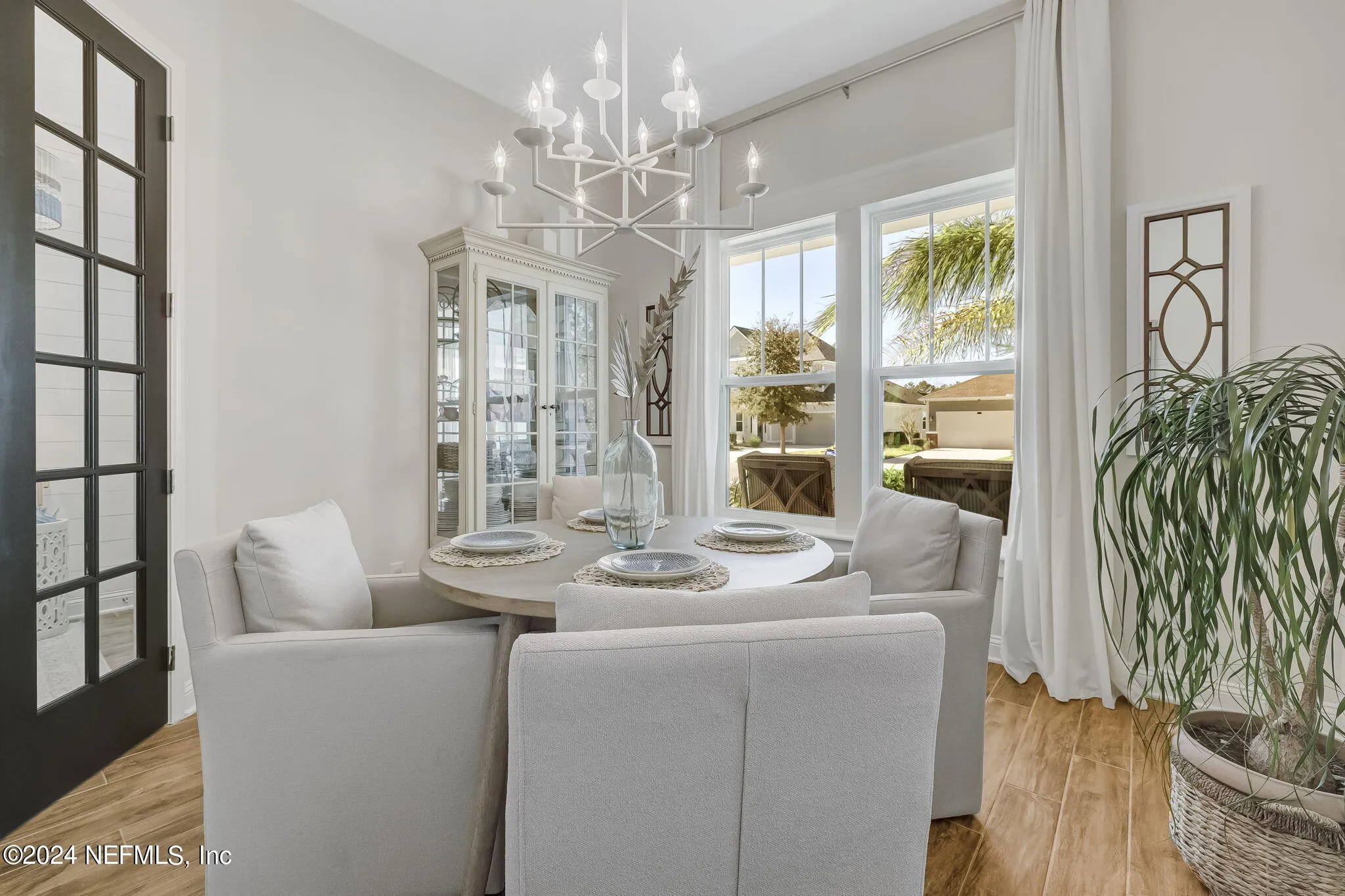 Ponte Vedra, Florida 32081, United States, 4 Bedrooms Bedrooms, ,3 BathroomsBathrooms,Residential,Active,42707