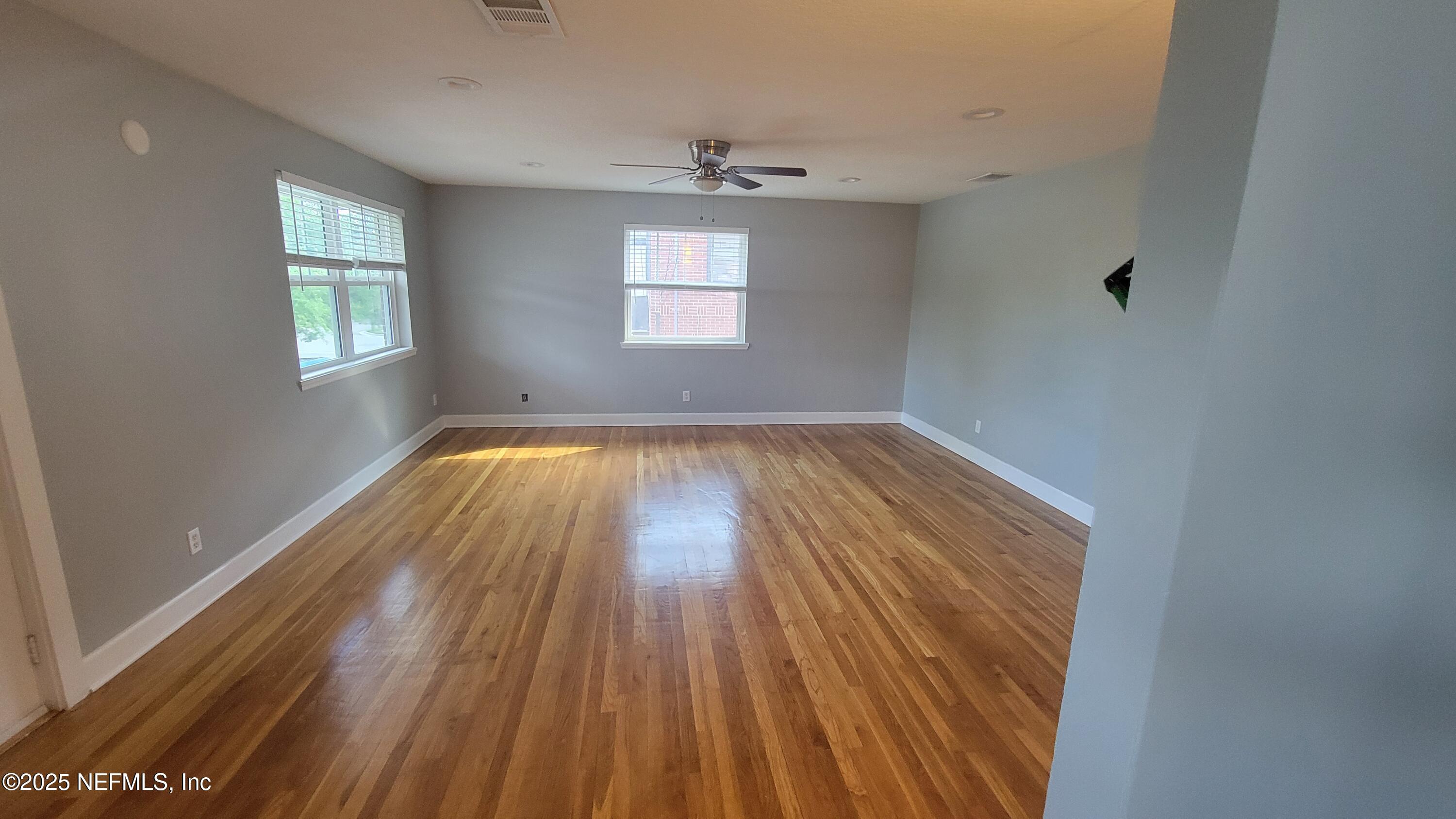 2819 OAK Street PENTHOUSE