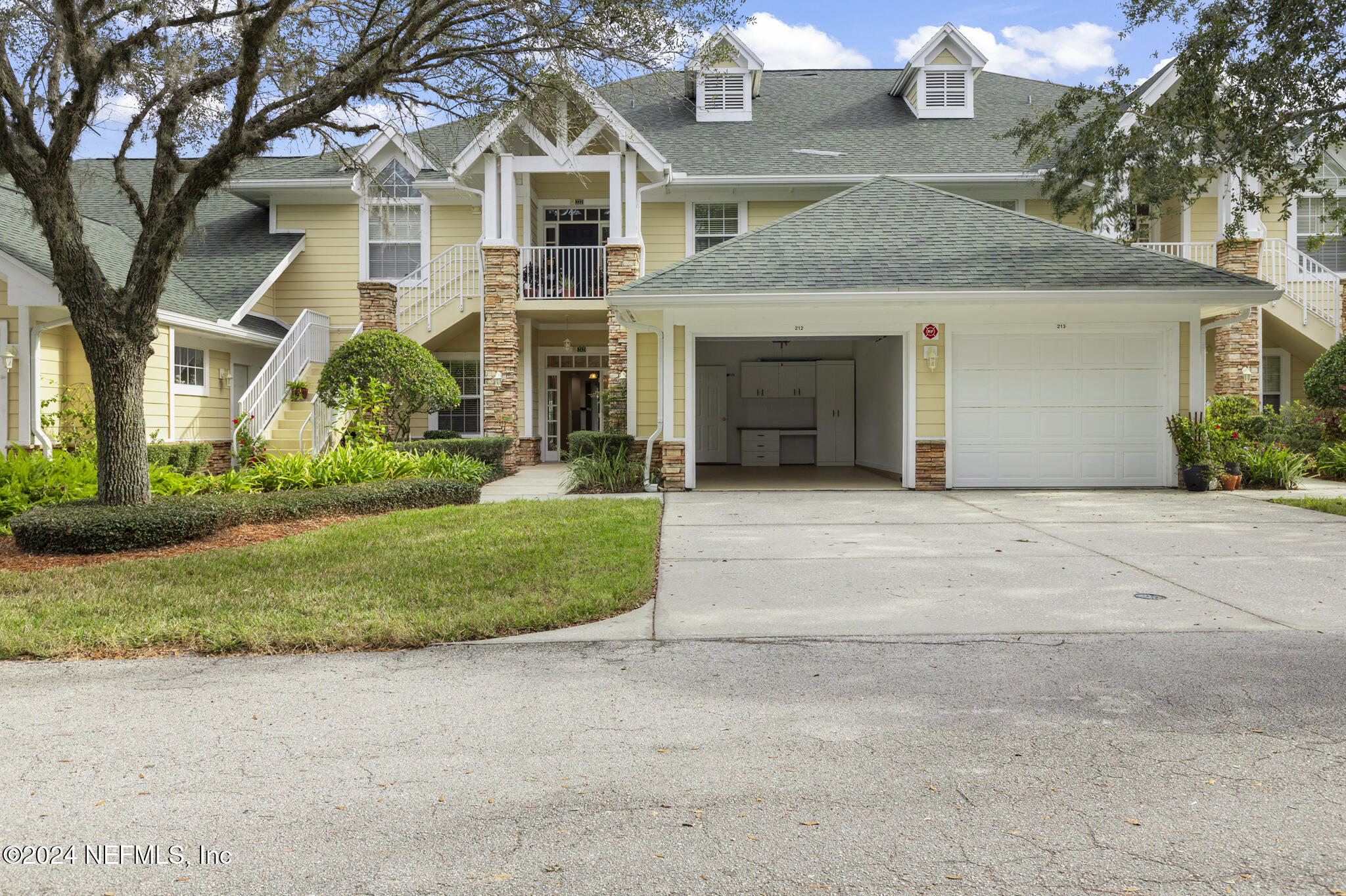 135 N CHAMPIONS Way 212